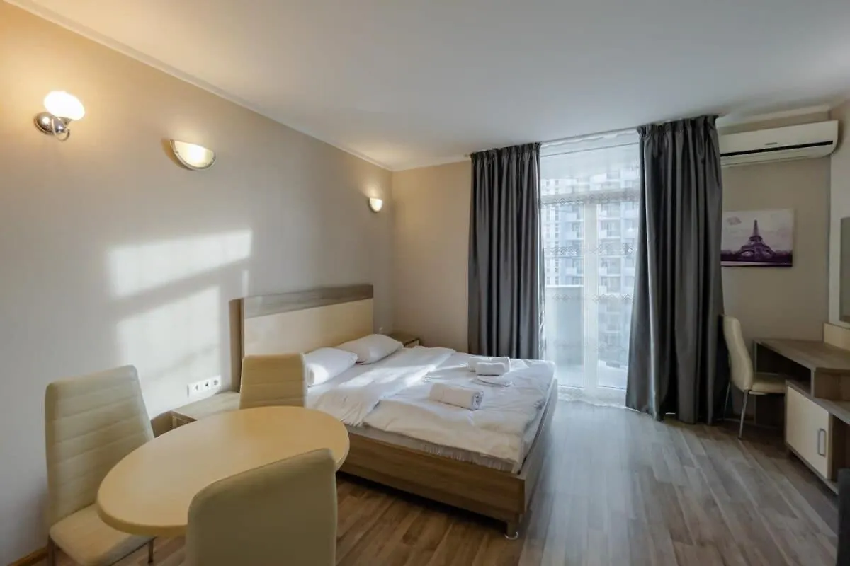 Cozy Apt In New Batumi